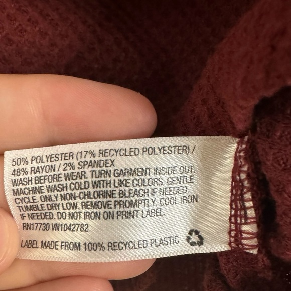 Cat & Jack Maroon Waffle Knit Shirt with Elastic Cuffed Sleeves Size L 10/12 ☀️ - Picture 13 of 13